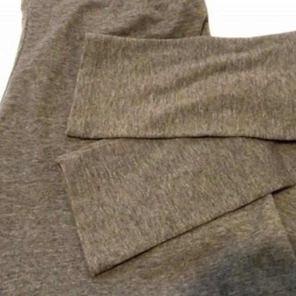 GUESS in black & GARAGE in Grey Leggings, Medium - Picture 6 of 6